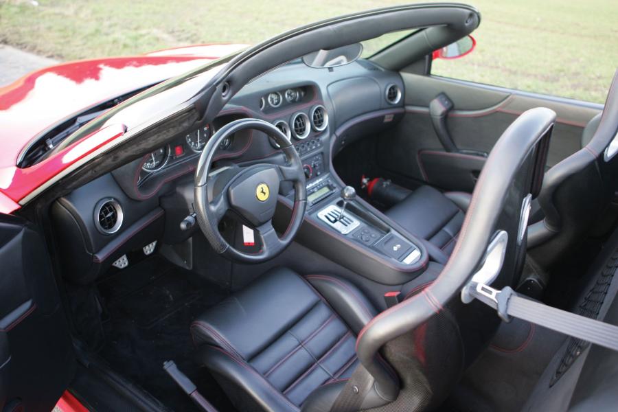  Ferrari 550 Barchetta Pininfarina 2001 года  (фото 4 из 10)